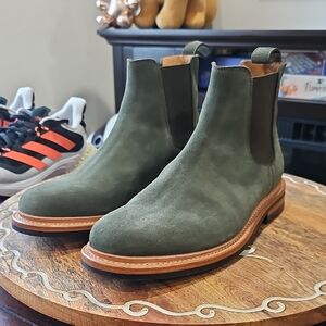 Lennerston Olive Green Suede Chelsea Boots Mens Size 8.5